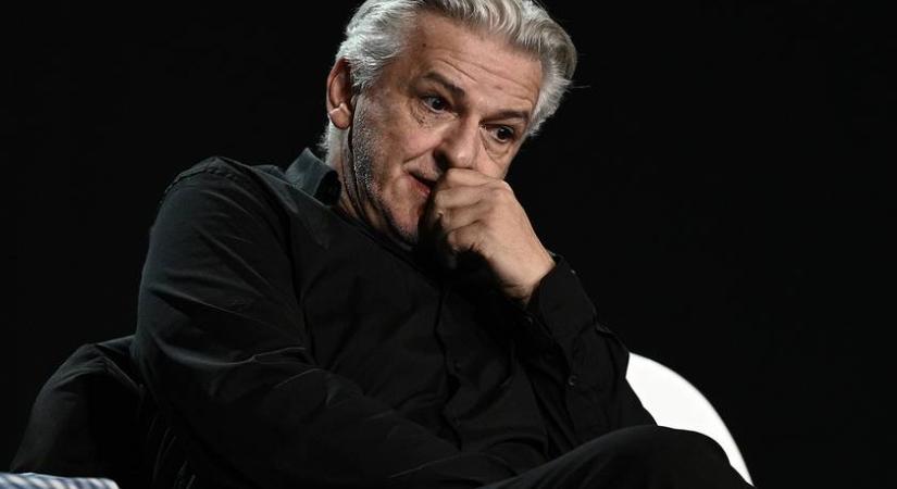 Az ízléstelenség nem a társadalom bűne, hanem a hatalomé, ami lezüllesztette - Alföldi Róbert újra az Átriumban