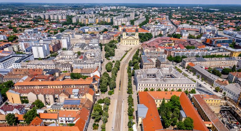 Debrecenben nyitja meg új telephelyét az egyik ismert gyógyszeripari gépgyártással foglalkozó vállalat