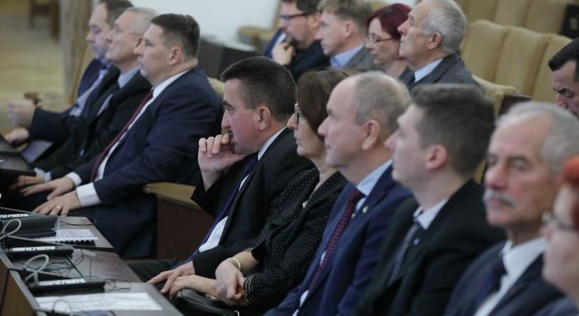 Aszályvédelem és külkapcsolat-építés: fejlődési pályán Fejér vármegye