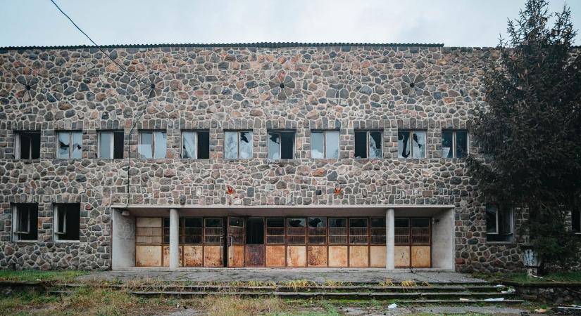 Kereshetnek új helyet az urbexesek, nem akármilyen tervek vannak Heves kihalt szellemépületeivel