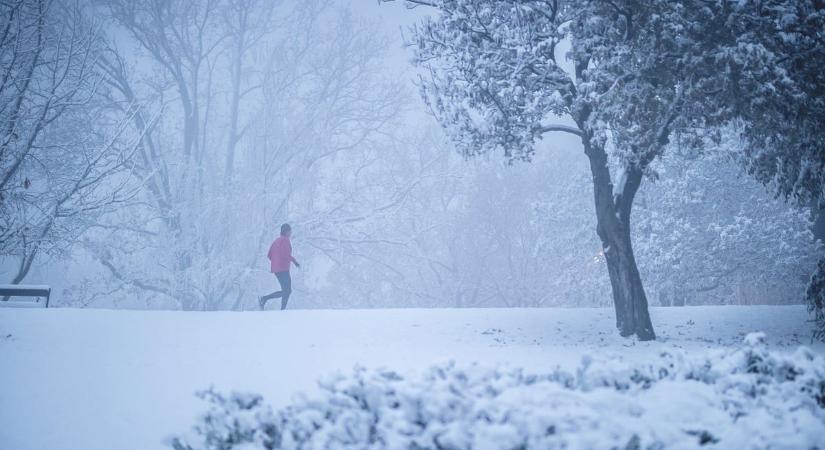 Havas eső, hó, jégdara – hétvégére bekeményít az időjárás (videóval)