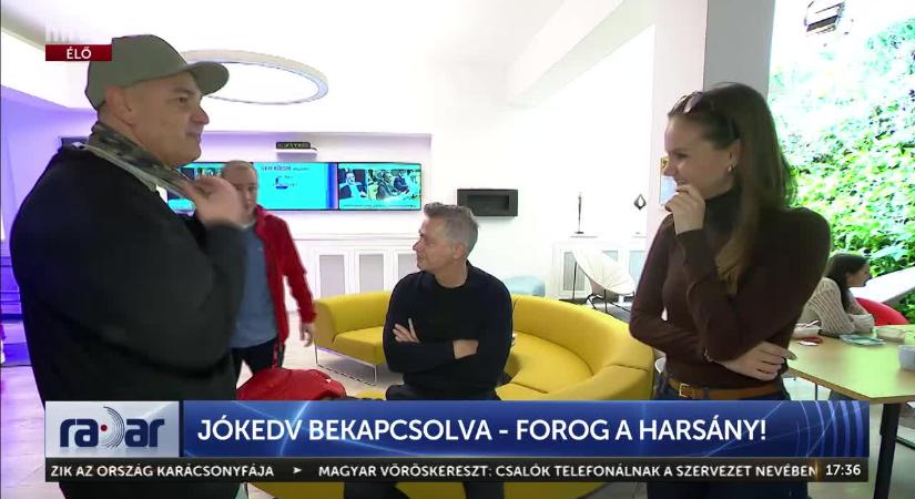 Kulisszatitkok a Harsány felvételéről: AI, foci és féktelen nevetés a Hír TV stúdiójában  videó