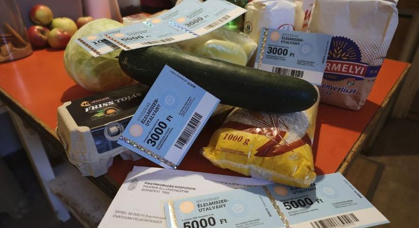 Olcsóbb, mint a pulykapénz: utalványdömpinget hoz a karácsony cégeknél – a nyugdíjasok után az alkalmazottak is örülhetnek ennek a juttatási formának