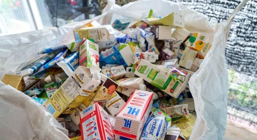 Megkezdődik a tej és a gyümölcslé dobozainak visszaváltása Magyarország közvetlen szomszédjában: ennyit fizetnek értük darabonként – megkérdeztük a Mohu-t, betétdíjas lesz-e nálunk is