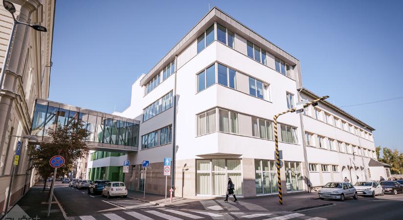 Adventváró est fiataloknak