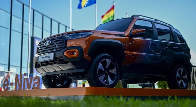 Putyin szeme láttára omlik össze Oroszország legnagyobb autógyártója: már a Ladát se veszik, Kína kivégzi – átveszi az uralmat a saját modelljeivel