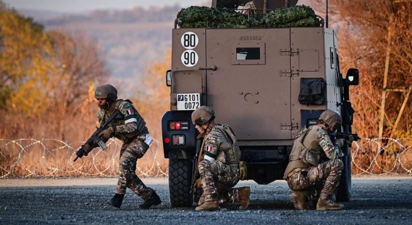 Megdöbbentő kijelentést tett a francia vezérkari főnök, a lakosság azonnal reagált