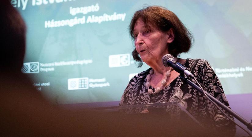 Közös emlékezet, közös felelősség – Gergelyné Tőkés Erzsébet Nemzeti Emlék-őr-díjat kapott