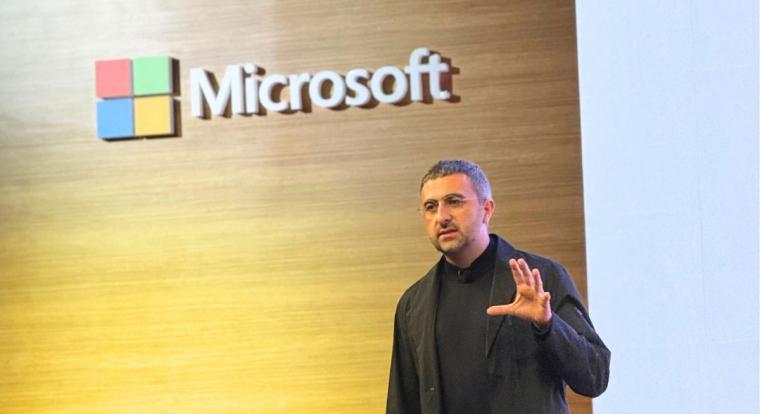 A Microsoft AI-főnöke kiborult, amiért nincs mindenki elájulva a mesterséges intelligenciától