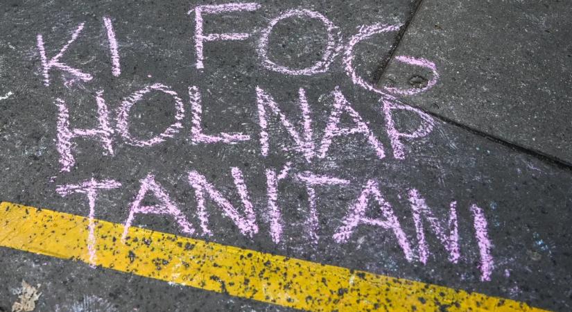 Elutasította az Alkotmánybíróság a polgári engedetlenséggel tiltakozó tanárok panaszát