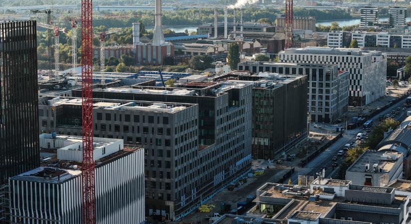 Szociális szervezettől kér segítséget a BudaPart, miután kiderült, hogy arra kérte a lakóit, hogy ne segítsenek a hajléktalan embereknek