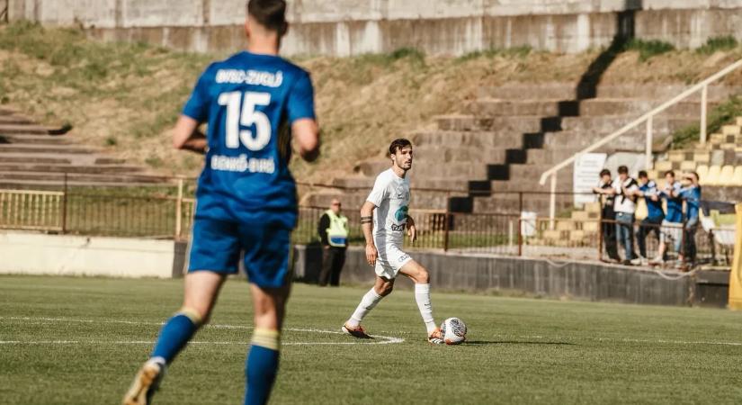 „Nem csak a pályán mutat példát" - daganatot diagnosztizáltak a magyar focistánál