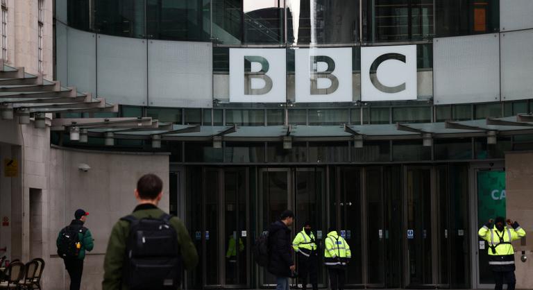 Újabb lemondás a BBC-nél, ezúttal az igazgatótanács egyik tagja távozott