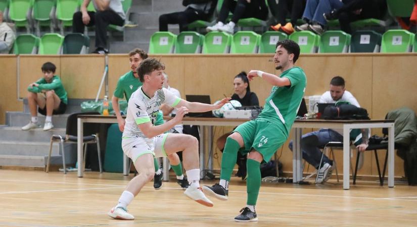 Futsal: kupavereség és pofon a bajnokságban is - fotók