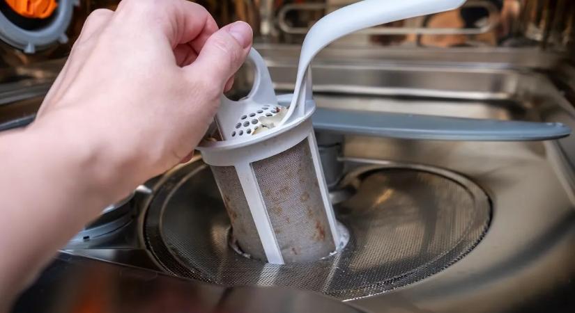 Ilyen egyszerűen tisztíthatod ki a mosogatógépet: nem kell hozzá drogériás termék