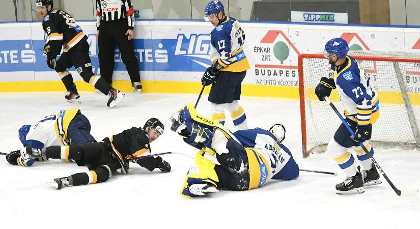 Háromgólos előnyről bukott a DEAC