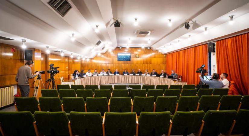 Ezeket a döntéseket hozta a képviselő-testület a novemberi ülésen