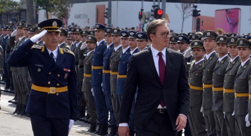 „Az erőszakszervezetek egyetlen ember parancsnoksága és ellenőrzése alá kerülnek”
