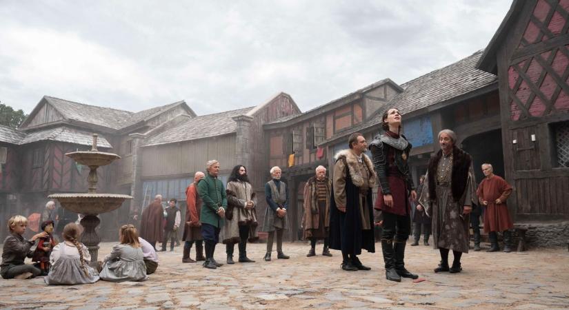 Itt a nagy kérdés: miért imádjuk a történelmi filmeket?