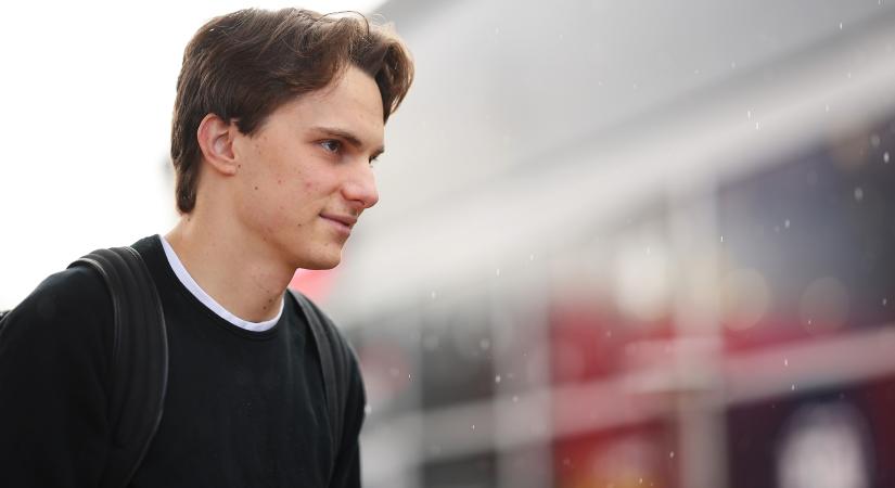 Piastri a McLaren elfogultságáról posztolt