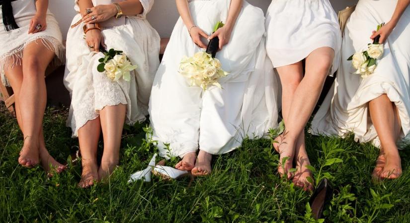 Példátlan kérés egy menyasszonytól és a vőlegénytől a násznép felé