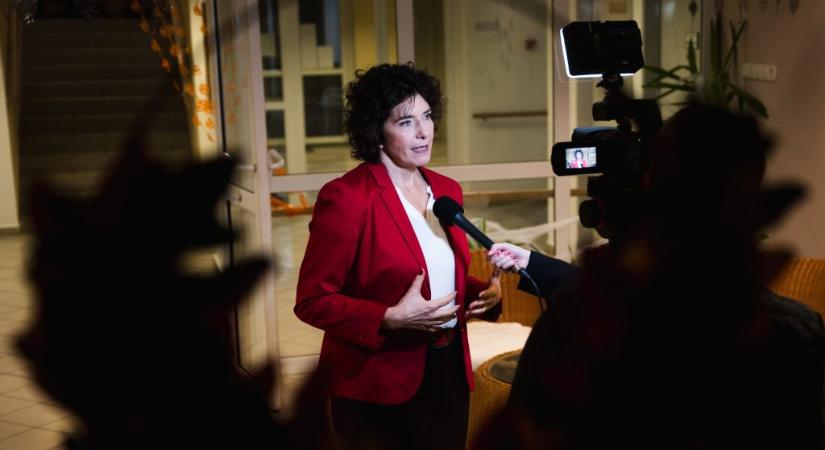 „A DK nem hal bele, ha nem indul a választáson. Az ország hal bele” – elkísértük Dobrev Klárát az országjárására