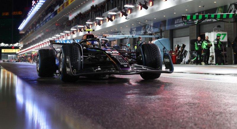 Veszélyben lehet Sainz harmadik rajthelye, a Mercedeseket akár ki is zárhatják