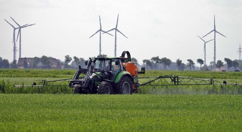 Nagyobb uniós támogatást kapnak a kis gazdálkodók, a bürokrácia is csökken
