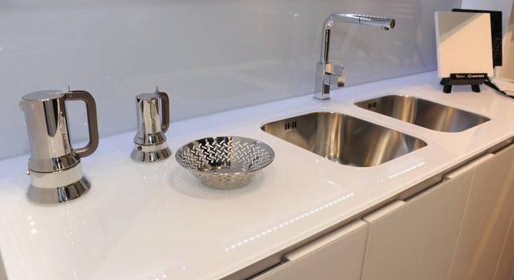 Ha eddig ezt tetted a mosatlan edényekkel, rossz hírünk van: meg is betegedhetsz