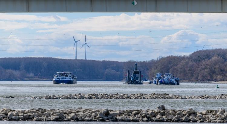 Eltűntek a teherhajók a Dunáról