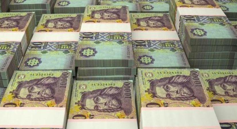 Ez a szektor is kiakadt az extra profitadóra