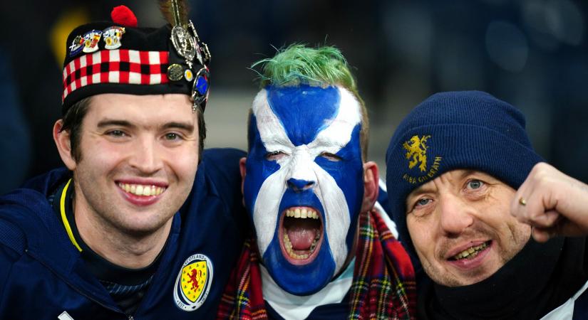 Vb-selejtezők: az UEFA elnézést kért a skót szurkolóktól