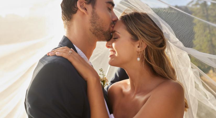 Kiderült: az Y és Z generációs menyasszonyok ezért nem akarják felvenni a férjük nevét esküvő után