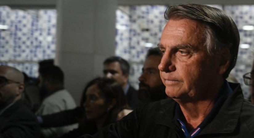 Letartóztatták Jair Bolsonaro volt brazil államfőt
