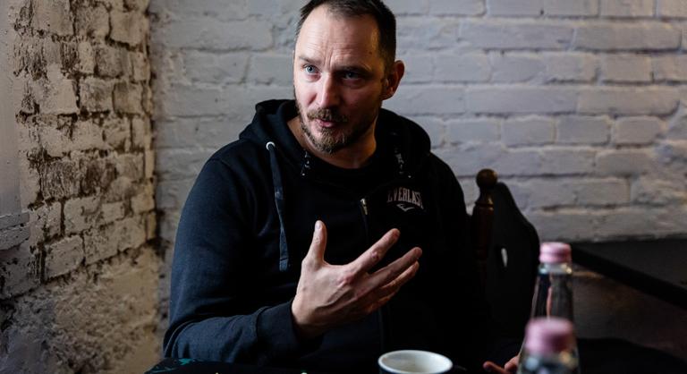 Jászberényi Gábor: A Sárkányok Kabul felett forgatókönyvén nem éreztem, hogy a propagandát szolgálná