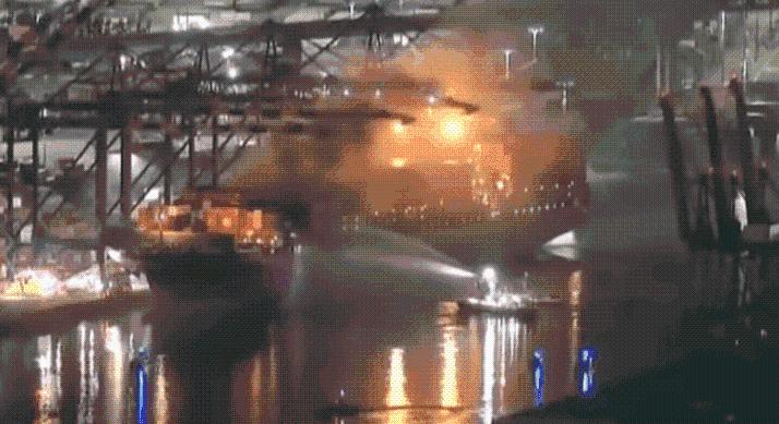 Robbanás rázta meg a Los Angeles-i kikötőt – Kigyulladt egy konténerszállító, a vészhelyzet miatt városrészeket lezártak