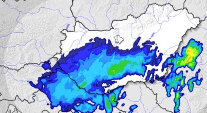 Itt követheti mikor ér térségünkbe a havazás