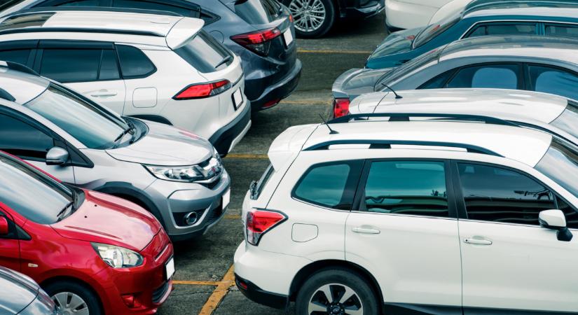 Közeleg a következő szombati munkanap: ezek a parkolás szabályai a ledolgozós szombat, áthelyezett pihenőnap idején