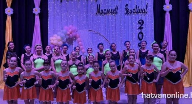 Arany oklevelekkel gazdagodtak a mazsorettek 