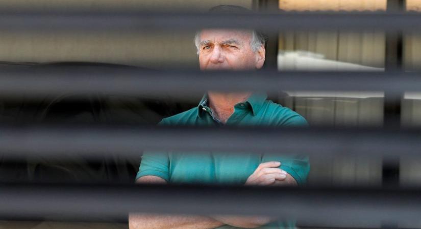 Őrizetbe vették Jair Bolsonarót, Brazília volt elnökét