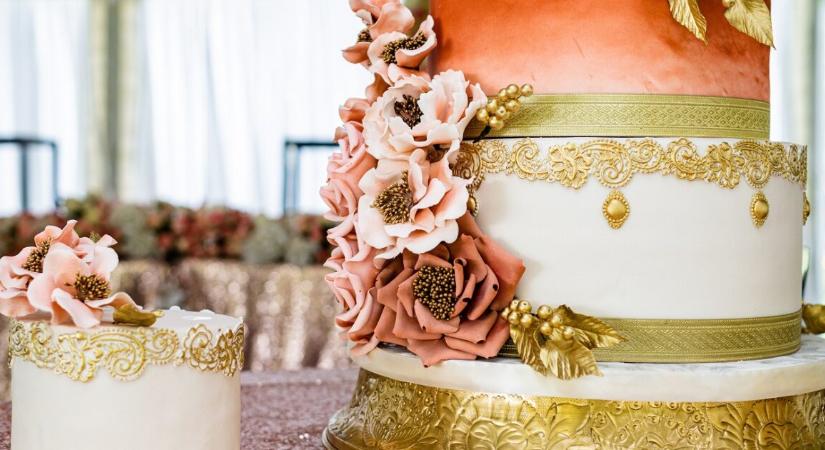 Családi dráma – a cukrász nem készítette el ingyen húga esküvői tortáját