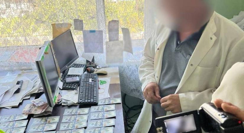 Hamis orvosi papírokkal segítette a határátkelést egy nagyszőlősi orvos