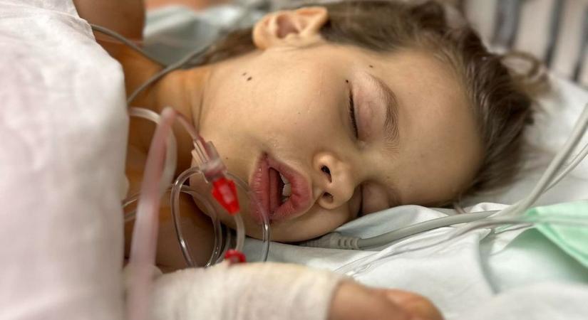 SMA-s Ábris újabb nagy próbatéten van túl: felnőttek is nehezen viselnék ezt a fájdalmat