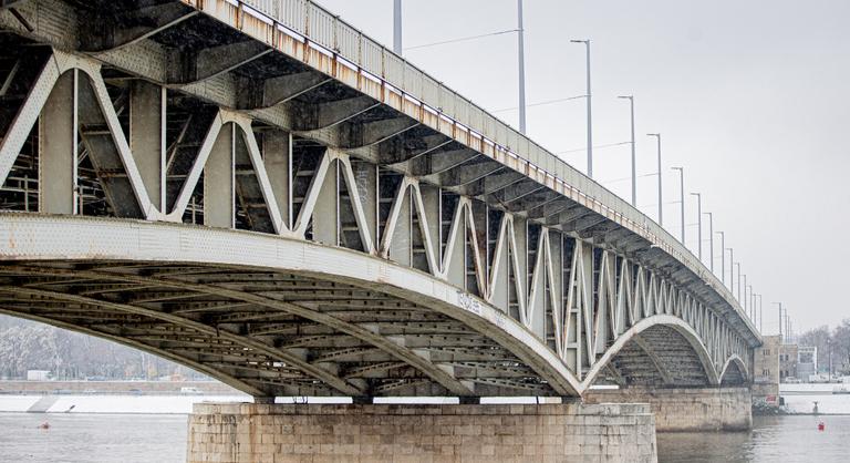 Olyan rossz állapotban van az egyik budapesti híd, hogy felújítás nélkül előbb-utóbb forgalomkorlátozás jöhet