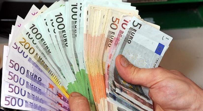 Közeledik a megoldás a devizahitelesek válságára?