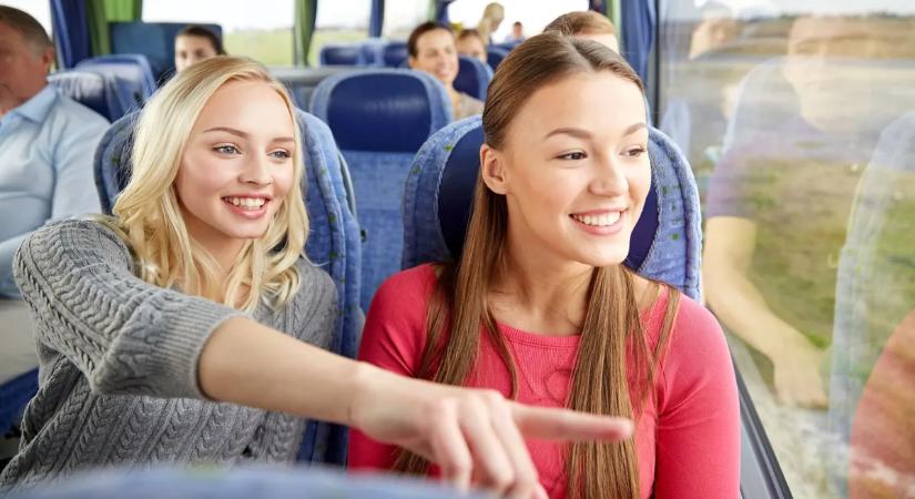 Utazzunk végre kényelmesen – Ezzel a néhány egyszerű tippel a hosszú buszos utazás is felüdülés lesz