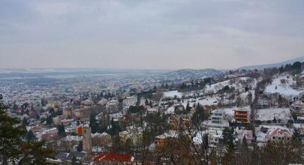 Folyamatosan zajlanak a város területén a hó- és síkosságmentesítési munkálatok