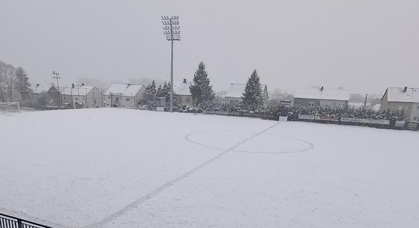 Nagy a gond Kozármislenyben a havazás miatt