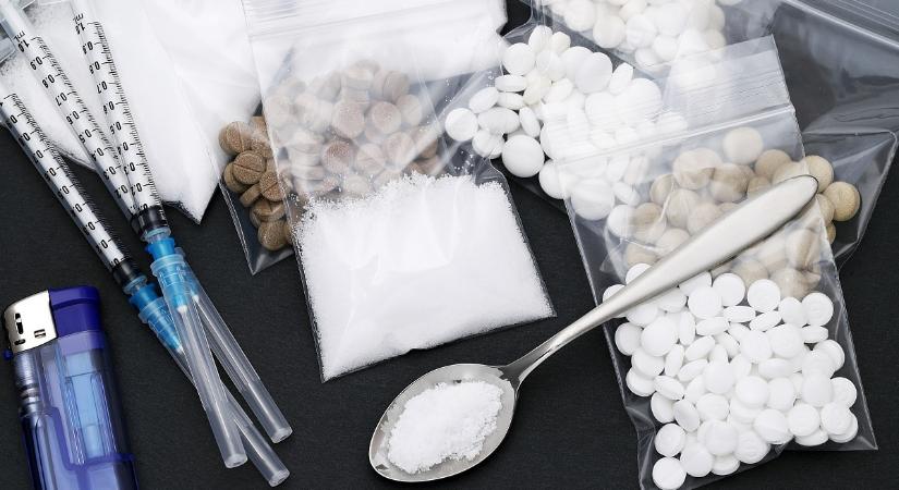 Ilyen egy "kristály" hatása alatti támadás – videón a tiszakécskei ámokfutó