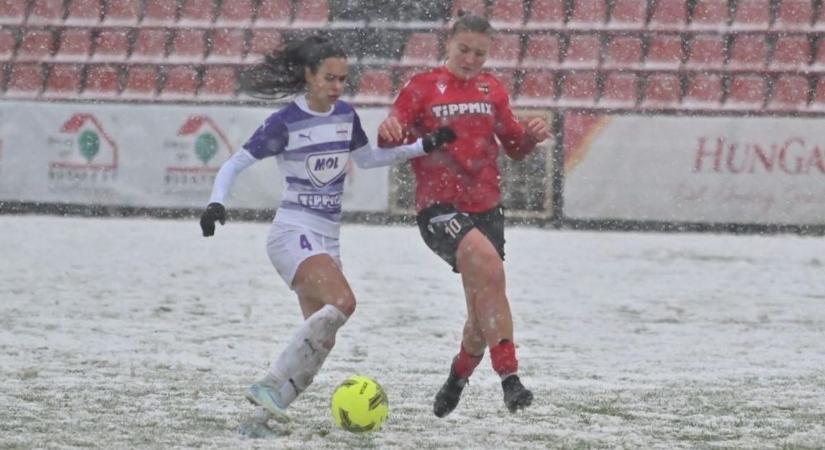 Ikszelt az Újpesttel a PMFC hófociban